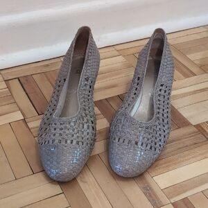 Ara Woven low heel in Taupe Gray